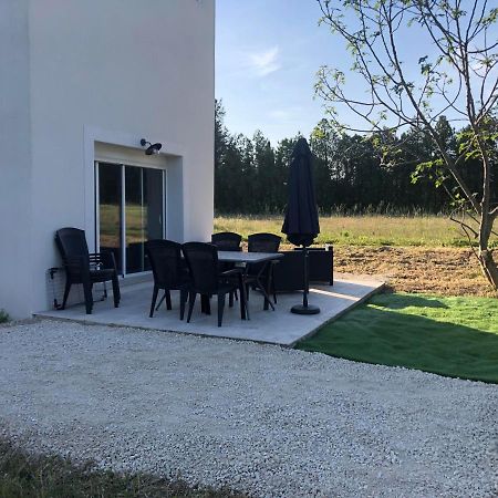 Gite De Charme En Provence Villa Monteux Eksteriør billede